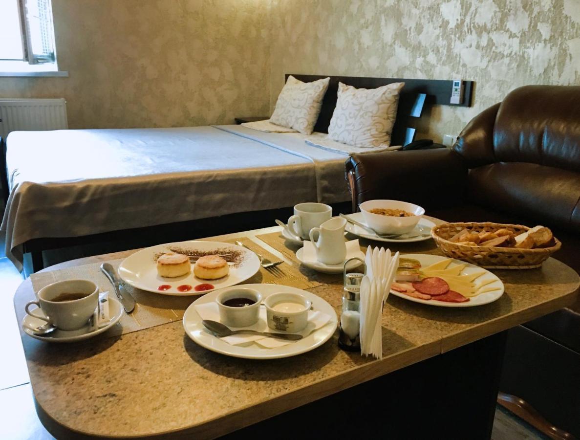 לבוב Hotel Fortuna מראה חיצוני תמונה