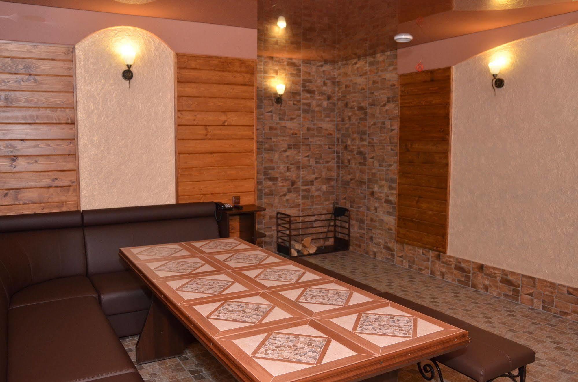 לבוב Hotel Fortuna מראה חיצוני תמונה