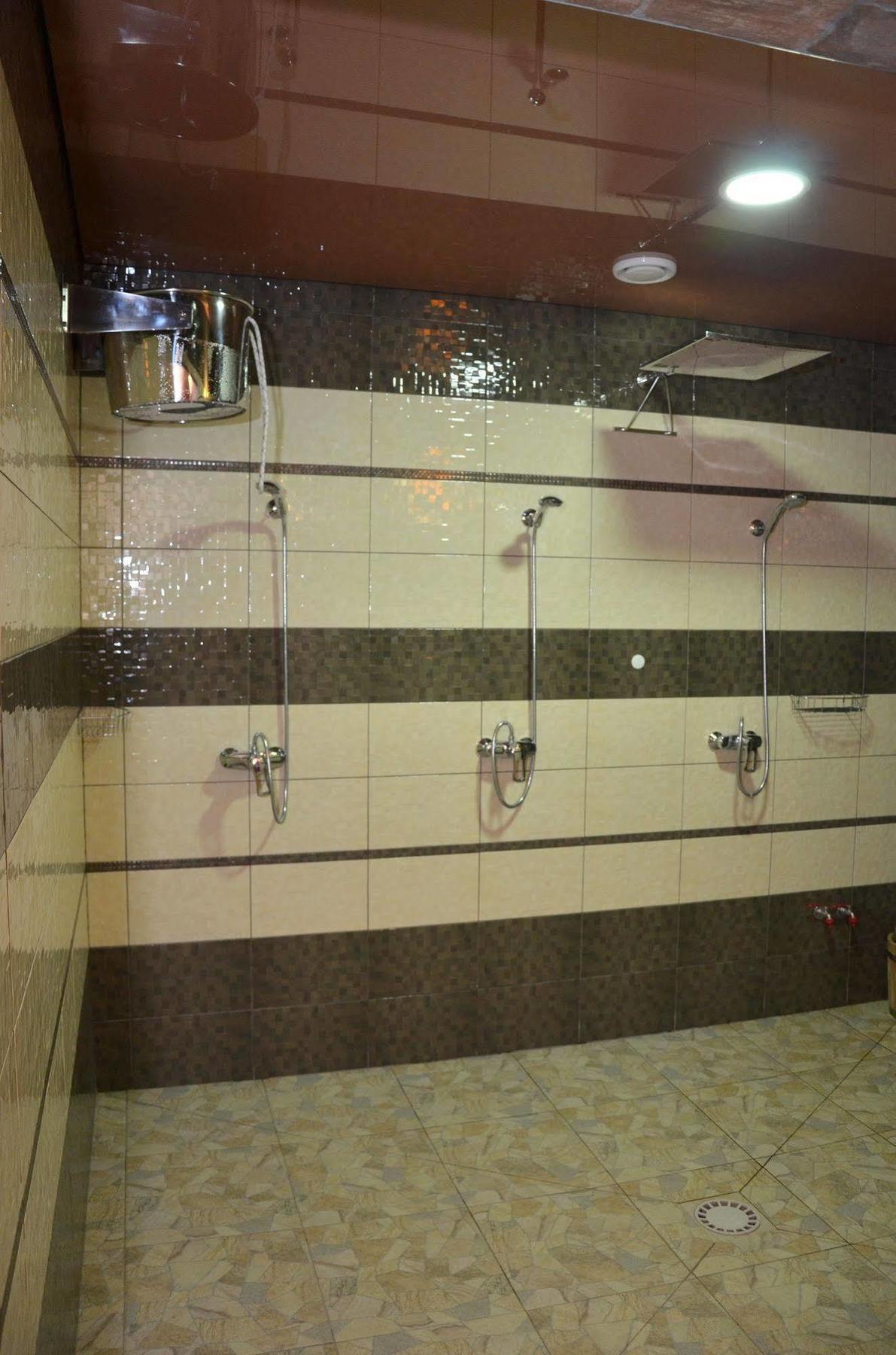 לבוב Hotel Fortuna מראה חיצוני תמונה