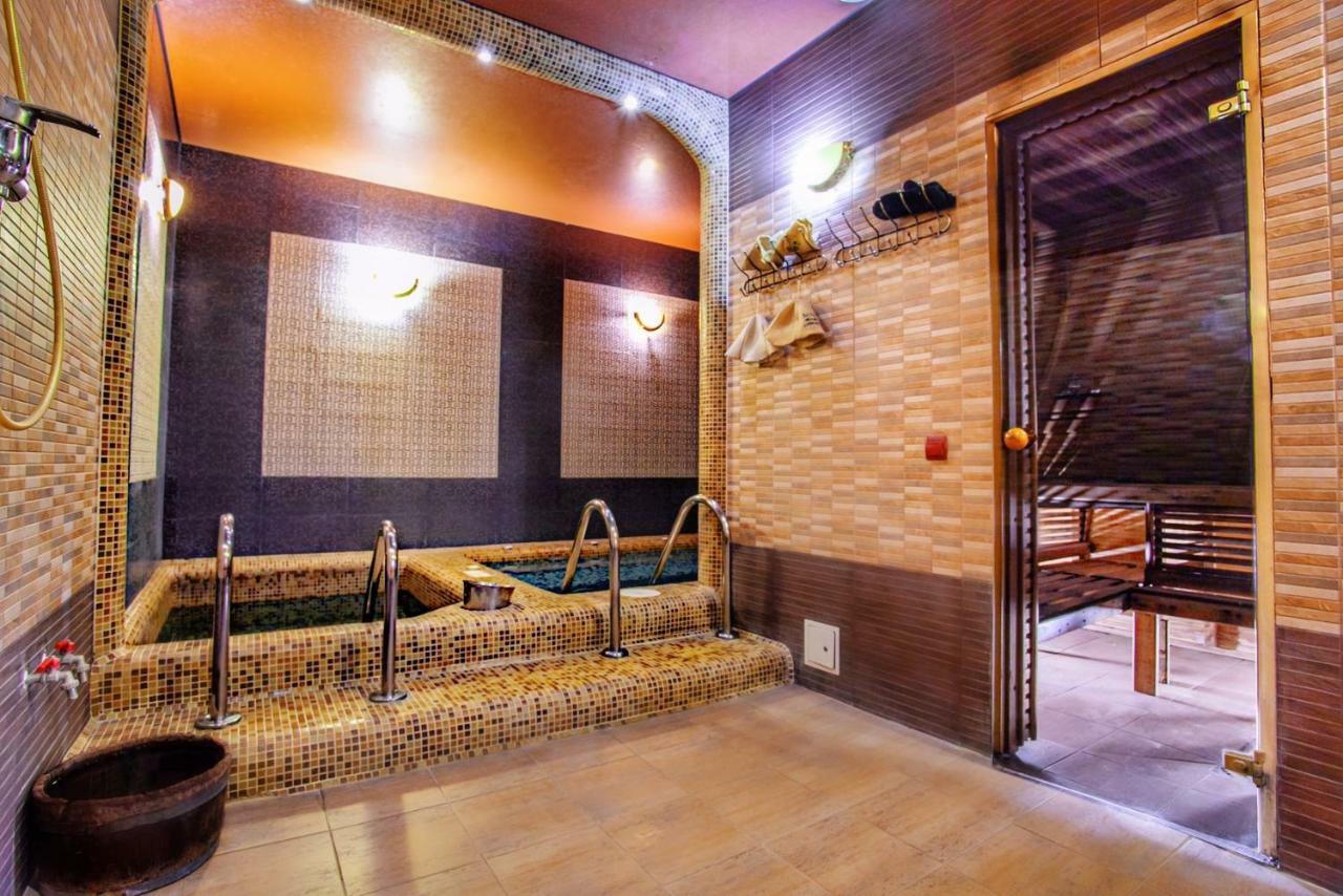 לבוב Hotel Fortuna מראה חיצוני תמונה