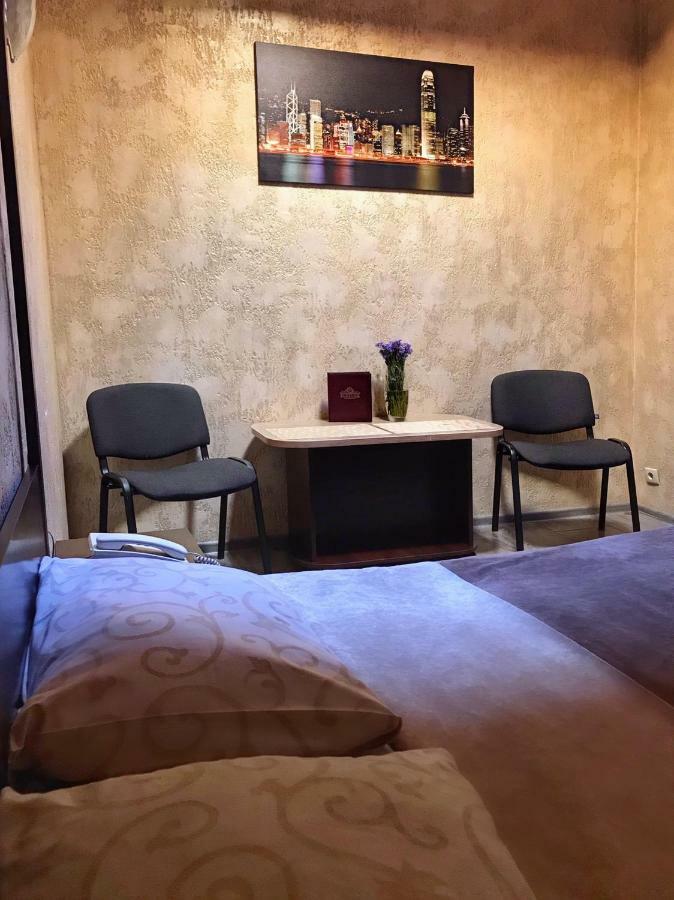 לבוב Hotel Fortuna מראה חיצוני תמונה